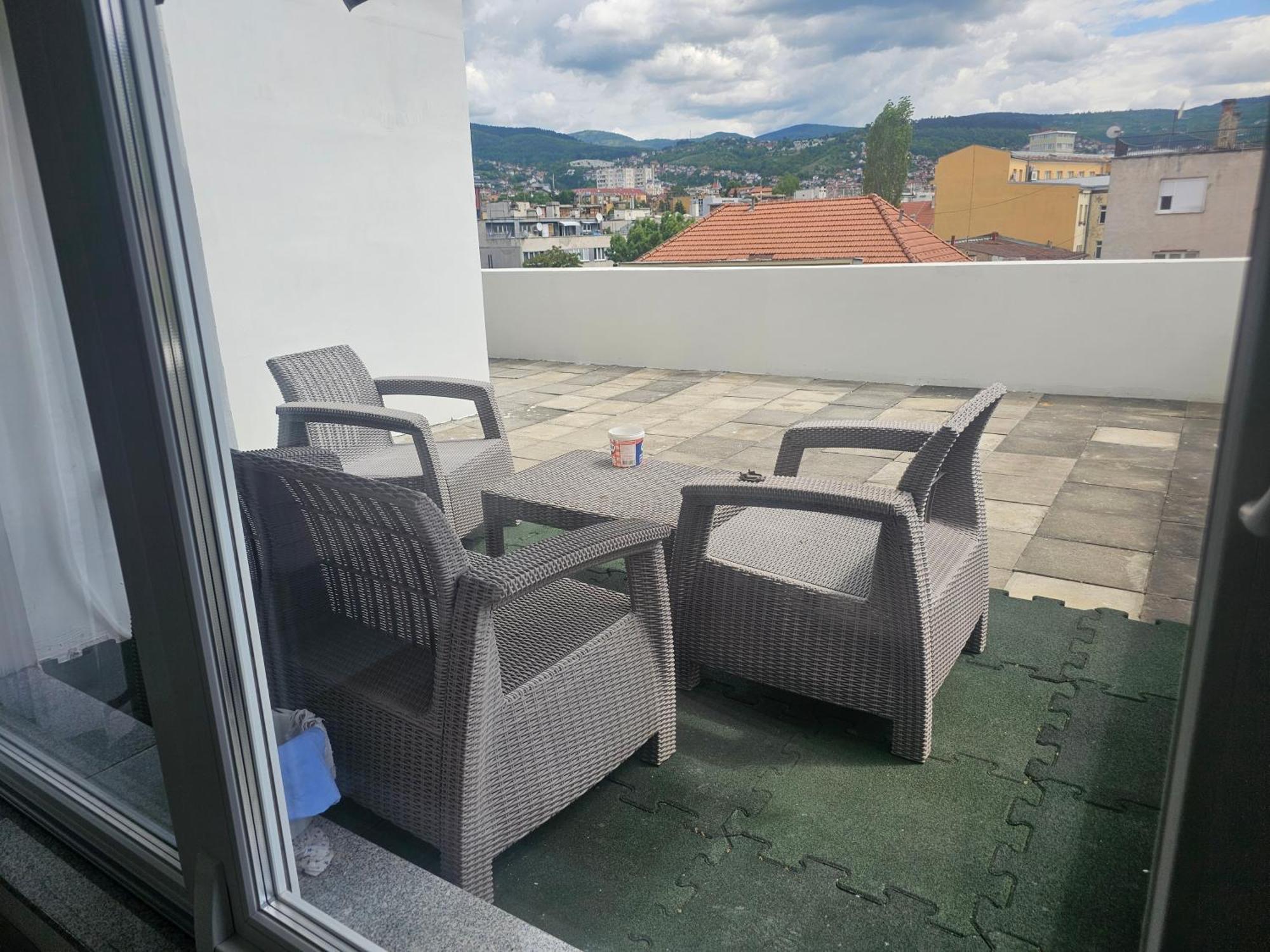Colors Apartment Sarajevo Luaran gambar