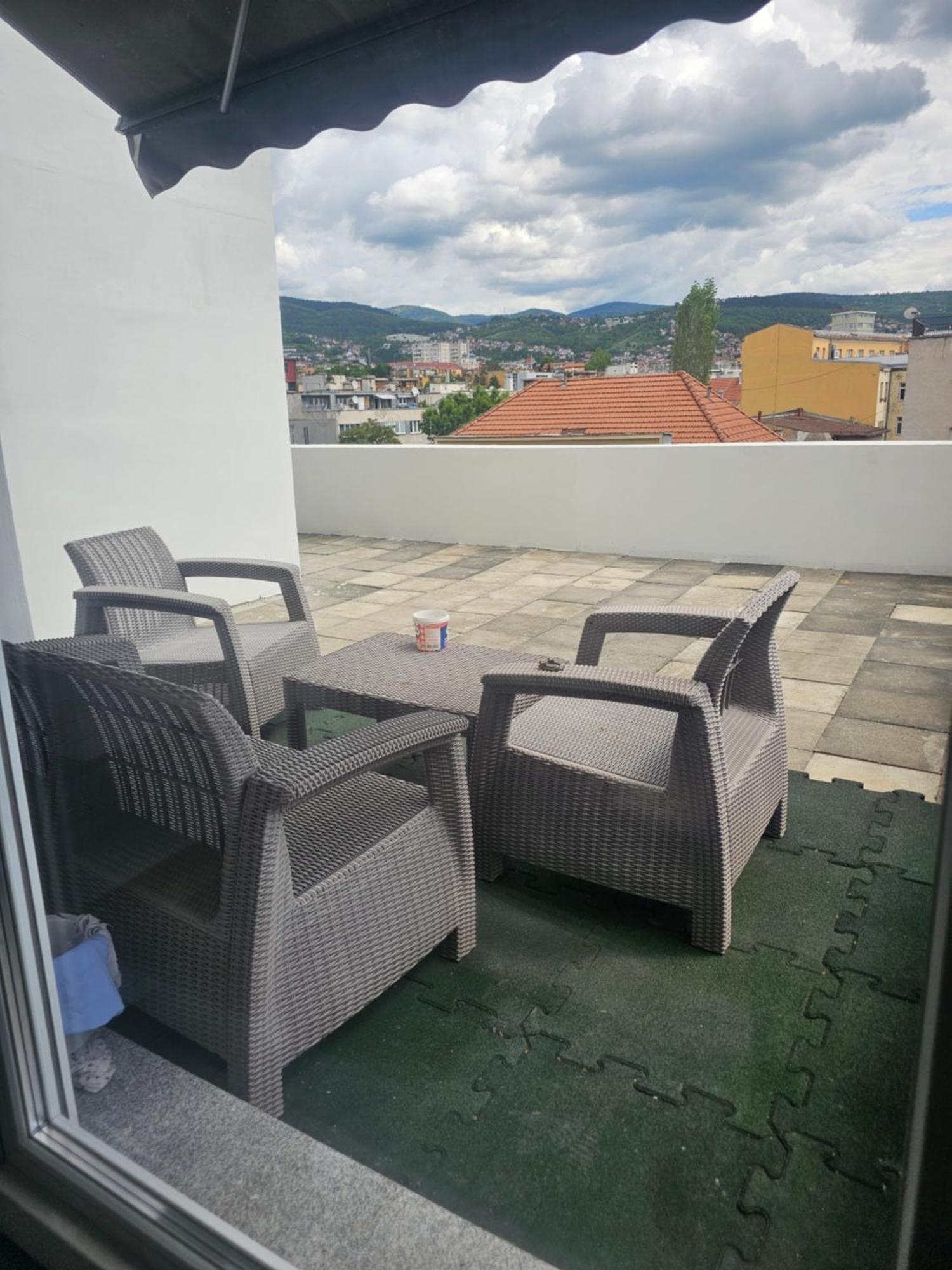 Colors Apartment Sarajevo Luaran gambar
