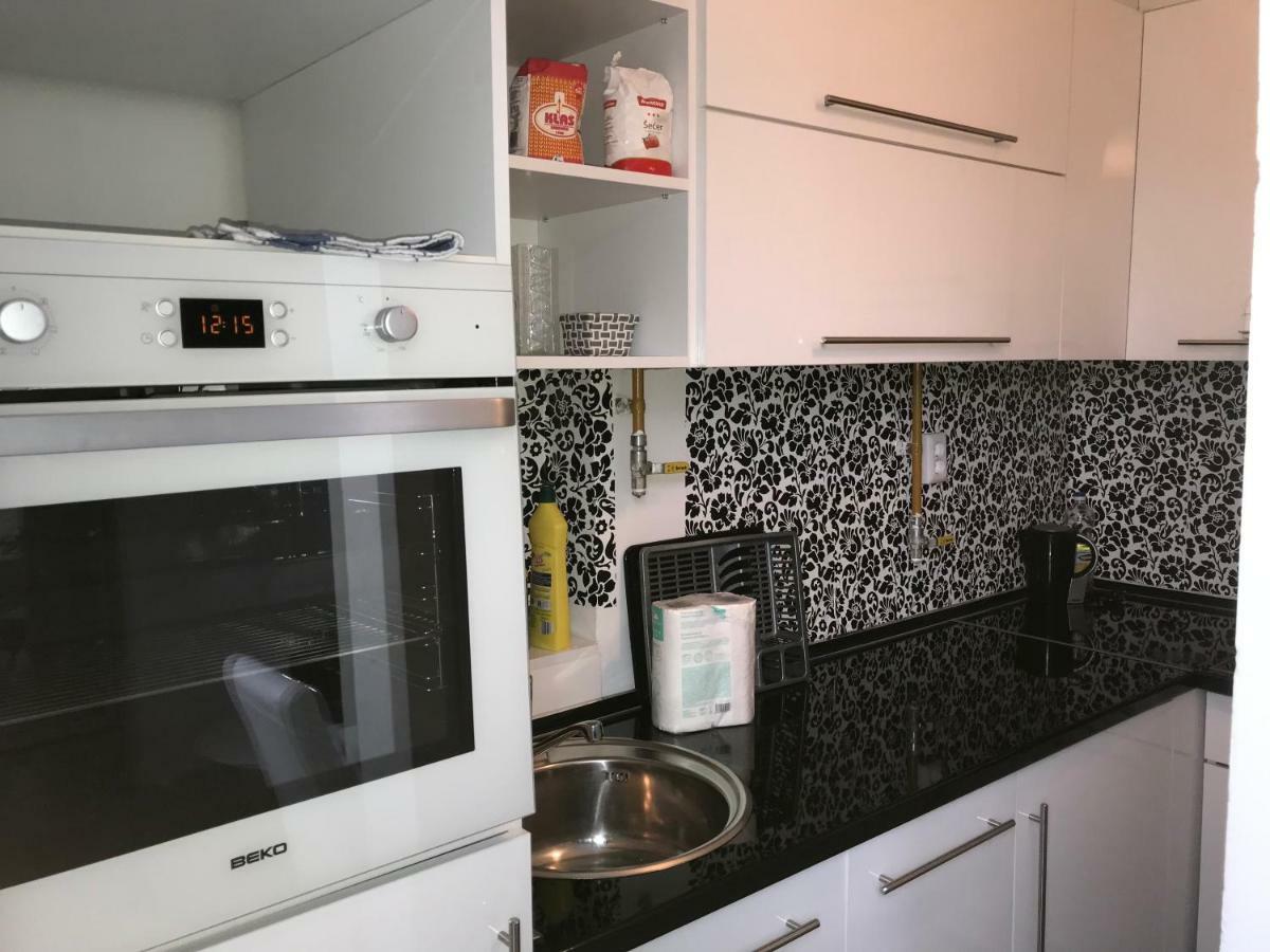 Colors Apartment Sarajevo Luaran gambar